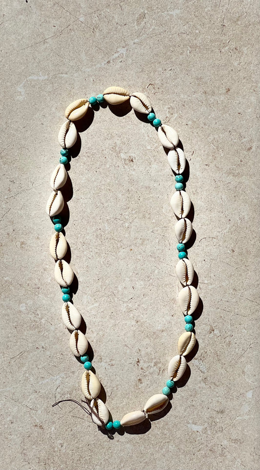 Coquillages & perles turquoise